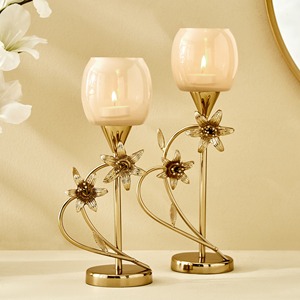 Portavelas Estético de Metal y Vidrio con Detalles Florales, Perfecto para Decoración del Hogar, Sala de Estar, Cafetería, Uso en Mesa, Frascos - Product Image 5