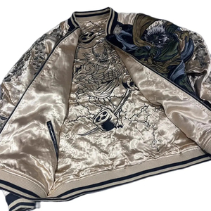 เสื้อแจ็คเก็ตบอมเบอร์ผ้าซาตินไหมคุณภาพสูงสีเขียวมรกตสำหรับผู้ชาย ออกแบบเองได้ ติดกระดุมแบบเบสบอลด้านหน้า พร้อมแถบริบบิ้น - Product Image 2