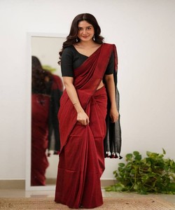 Traditional Red Black Silk Saree Women's <b>Floor</b> Length Indian Ethnic Wear Casual Style with Tassel Border - Product Image 4