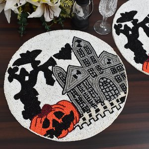 Mantel Individual Redondo de Lujo con Cuentas de Cristal Hecho a Mano, Antideslizante, Duradero y Decorativo para Comedor y Decoración Festiva de Halloween - Product Image 3