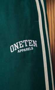 Conjunto Deportivo 2 en 1 para Hombre ONETEN, Color Verde con Bloques de Color y Rayas, Logotipo Bordado, Manga Corta - Product Image 3