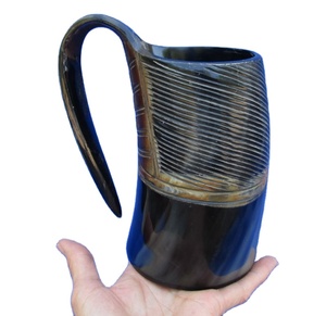 Tasse à boire Tasse en corne de buffle avec gravure polie authentique Disponible en tailles personnalisées Convient pour la tasse en corne de Vikings - Product Image 4