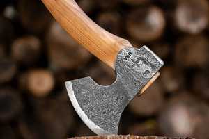 ขวานเหล็กคาร์บอนตีขึ้นรูปด้วยมือ STEEL CRAFT INTERNATIONAL ด้ามไม้แอชวูด CRAFT CAVER แบบแบน - Product Image 3