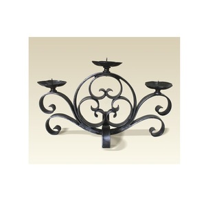 Lanterne à bougie vintage en métal avec support en fer pour tables à manger, éclairage de patio, événements festifs, célébrations familiales - Product Image 3