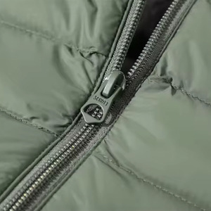 Gilet matelassé décontracté pour homme - Couleur unie, respirant, fermeture éclair épaisse, tissu peigné polyester/nylon, usage extérieur - Product Image 4