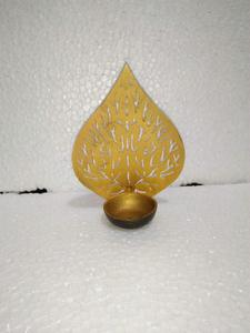 Iron <b>Gold</b> Color Metal Leaf Candle Holder Home Decor Item for Living Room Dining Room, <b>Bedroom</b>, Home Office and for Gift Purpose - Product Image 3