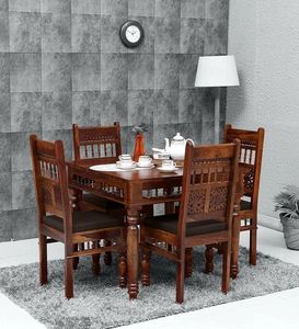 Juego de Comedor de Madera Maciza de Lujo Hecho a Mano con Mesa para 4 Personas, Sillas Talladas Ornamentadas y Acabado Premium en Sheesham - Product Image 1
