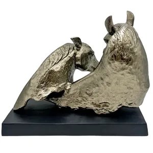 Sculpture Métallique Artisanale de Luxe, Décoration Artistique pour Salon, Idéale pour Projets Intérieurs Résidentiels Haut de Gamme, Abstrait Moderne - Product Image 2