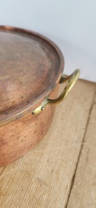 Cacerola Redonda de Cobre Vintage con Tapa, Utensilio de Cocina de Metal Duradero, Solo Lavar a Mano, Uso General para Cocina de Gas e Inducción - Product Image 2