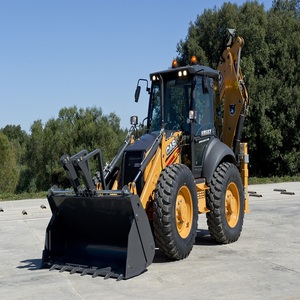 Chargeuse-pelleteuse CASE la plus vendue, tracteur 4x4 de 95 CV avec chargeur frontal, moteur et boîte de vitesses, inspection complète - Product Image 2