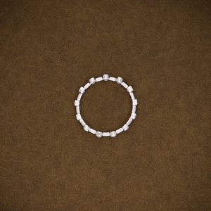 Elegante Anillo de Diamantes Cultivados en Laboratorio con Engaste de Bisel, Banda Eterna, Diamantes Redondos Brillantes, Certificado VVS2, para Mujer, Joyería Fina - Product Image 3