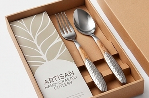 Couverts élégants en acier inoxydable avec manches en bois, parfaits pour les mariages, le service de repas, les hôtels, la cuisine et l'usage domestique. - Product Image 5