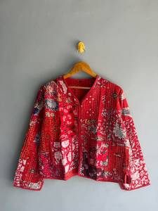 Chaqueta acolchada de algodón con parches florales rojos para mujer, abrigo con botones frontales, ropa informal de invierno, regalo para ella - Product Image 1