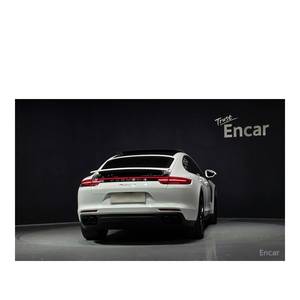 Porsche Panamera 3.0 AWD 2020 con Cámara Trasera, Asientos de Cuero, Volante a la Izquierda - 50,241 km - Product Image 4