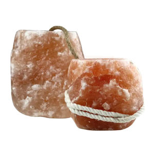 Lèvres de sel de vache de l'Himalaya naturelles de haute qualité, en forme de cube, à suspendre sur une corde, pour l'alimentation des chevaux et des chiens - Product Image 3