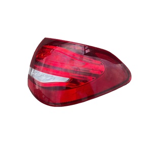 Feux arrière LED d'origine pour <span class=keywords><strong>Mercedes</strong></span>-Benz <span class=keywords><strong>Classe</strong></span> <span class=keywords><strong>C</strong></span> W205 LCI C180, C200, C260, C300, C43 AMG <span class=keywords><strong>2021</strong></span> 2020 2019 - Product Image 3