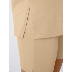 2025 primavera moda Moda reina Mujer dos piezas para salón conjuntos verano trajes a juego Tops pantalones cortos rodilla chándales para Vacati - Product Image 4