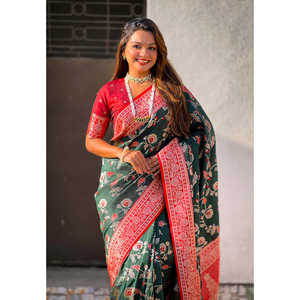 Sari en soie douce Banarasi tissé Zari Elite Weaves avec contraste Jaal vert bouteille, vêtements indiens et pakistanais 0.65g - Product Image 3