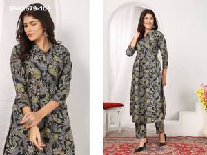 Collection de Kurti-Pant imprimés en rayonne et chanderi de bonne qualité pour femme, fabriqués par un fournisseur indien à prix de gros. - Product Image 3