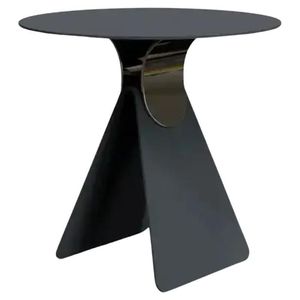 Mesa Auxiliar de Metal Hecha a Mano con Acabado Texturizado Martillado para un Toque Decorativo Único y Estilo Contemporáneo - Product Image 4