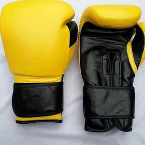 Guantes de Boxeo Econex Deportivos en PU Morado con Cierre de Correa Ajustable en la Muñeca, Marca Personalizable Impresa, para Entrenamiento de Adultos - Product Image 4
