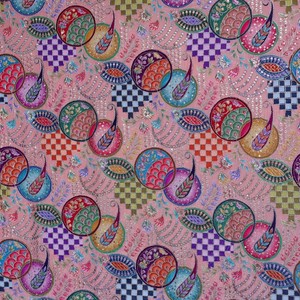 AMBICA PRINT Kaftan ethnique indien de luxe en crêpe naturel rose poudré avec broderie abstraite et sequins raffinés - Product Image 6