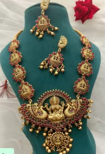 Parure de bijoux en laiton doré antique, style temple, classique Lakshmi Kasu, collier et boucles d'oreilles de mariée pour mariages, fêtes, fiançailles, cadeau - Product Image 2