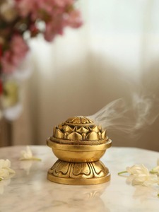 S H INC. IB-01 Quemador de incienso árabe de latón ornamentado, bellamente grabado, para incienso de Oud de madera de sequo, religioso, ecológico, para todas las estaciones - Product Image 6