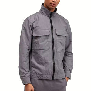 Veste cargo en nylon pour homme, coupe-vent imperméable, style streetwear, avec logo personnalisé sur le devant, pour le sport et les activités de plein air - Product Image 3