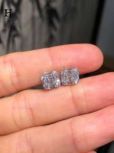 Boucles d'oreilles clous effet illusion en diamant de laboratoire taille Asscher, or blanc 14K, grappe carrée, style statement - Product Image 1