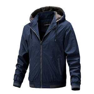 Veste coupe-vent unie pour homme, légère, en polyester, avec capuche, vêtement d'extérieur, personnalisable OEM, streetwear noir - Product Image 3