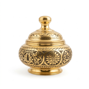 Cremeras de Latón Grabadas a Mano con Tapa de Cúpula con Patrón Floral Ornamentado para Decoración de Comedores Tradicionales, Hoteles y Regalos al por Mayor - Product Image 1