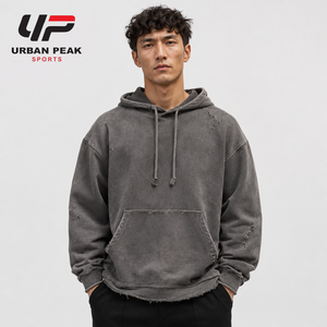 Sudadera Premium para Hombre con Detalles Desgastados Únicos, Textura de Tela Suave y Diseño Urbano Elegante - Product Image 3