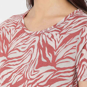 T-shirt en coton graphique surdimensionné pour femme de qualité supérieure, nouveau design, décontracté, tricoté, sublimation, t-shirt tendance pour femme - Product Image 6