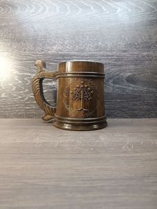 Jarra de Cerveza de Madera de Lujo con Detalles en Acero - Product Image 2