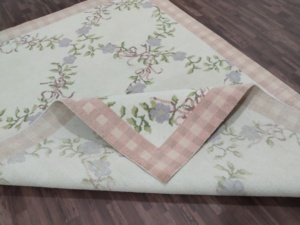 Alfombra de Lana Estilo Aubusson Francés, Color Rosa, con Borde a Cuadros, Tejida a Mano, con Diseño Floral, para Sala de Estar, Cuarto de Niños o Dormitorio - Product Image 4