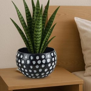 Maceta de Metal Hecha a Mano de Calidad Superior, Diseño Moderno y Lujoso, Ligera y Resistente al Óxido, Decoración para Sala de Estar - Product Image 2