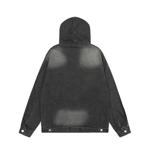 Sweat-shirt à capuche en denim unisexe, style rétro américain, délavé et vieilli, avec design de sangles tendance - Product Image 3
