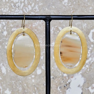 Oro laca cuerno Bufalow pendiente alta moda, regalo de lujo para el amor uno, joyería de moda al por mayor Vietnam - Product Image 2