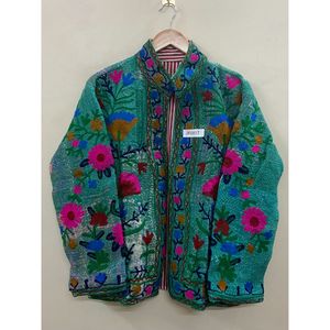 Veste courte en broderie Suzani Kantha faite à la main pour femme, taille unique, veste Suzani unique, cadeau pour elle - Product Image 5