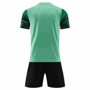 Maillots d'entraînement de football 100 % polyester respirant en gros, maillots de football vierges OEM pour l'équipement de football - Product Image 2