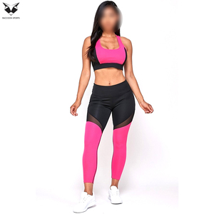Conjunto deportivo de 2 piezas de primera calidad con bloques de color rosa y negro, top tipo sujetador y leggings, conjunto deportivo para mujer - Product Image 6