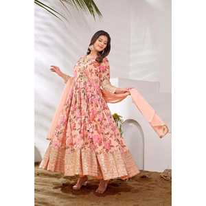 ชุดราตรีออกแบบมีสไตล์ชุดสวมใส่สำหรับงานปาร์ตี้ที่มีก้นและ dupatta - Product Image 4