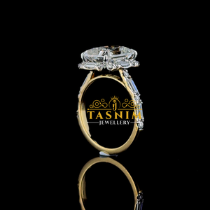 Anillo de compromiso solitario de moissanita VVS con corte de pera para mujer Tasnim, engaste de púas, estilo clásico, banda chapada en oro y plata, tercera parte. - Product Image 4