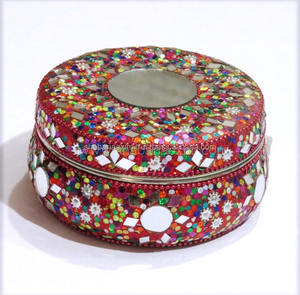 Caja de Metal Hecha a Mano en India con Juego de 2 Cajas con Cuentas para Empaque de Joyería, Caja de Regalo de Lujo para Bodas, Regalos de la India - Product Image 6