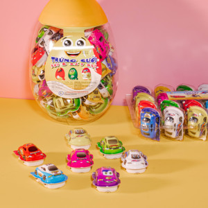 Divertidos Caramelos de Goma con Forma de Cubo de Dibujos Animados y Coches de Juguete en Caja con Sabor Dulce Suave para Niños, Hechos en Vietnam - Product Image 5