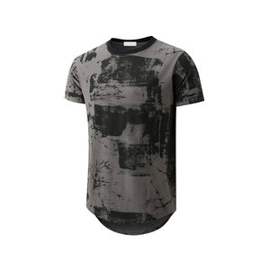 Camiseta de Manga Corta con Cuello Redondo y Estampado de Grafiti Azul para Hombre, Corte Regular, Largo Extendido, Estilo Urbano, Tejido Transpirable con Estampado Digital - Product Image 3