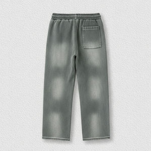 Pantalón Oversize Personalizado con Efecto Desgastado por el Sol, 100% Algodón de Alto Gramaje, para Uso Casual y Urbano, Unisex - Product Image 2