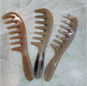 Eco Friendly Organic Material Modern Handmade Curved Hair Styling Comb Wide Tooth Detangling <b>Beard</b> <b>Care</b> Promotional Gift - Product Image 3