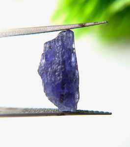 Piedra preciosa de tanzanita en bruto de 8 quilates, cristal natural azul violeta, piedra de nacimiento de diciembre para la elaboración de joyas. - Product Image 6